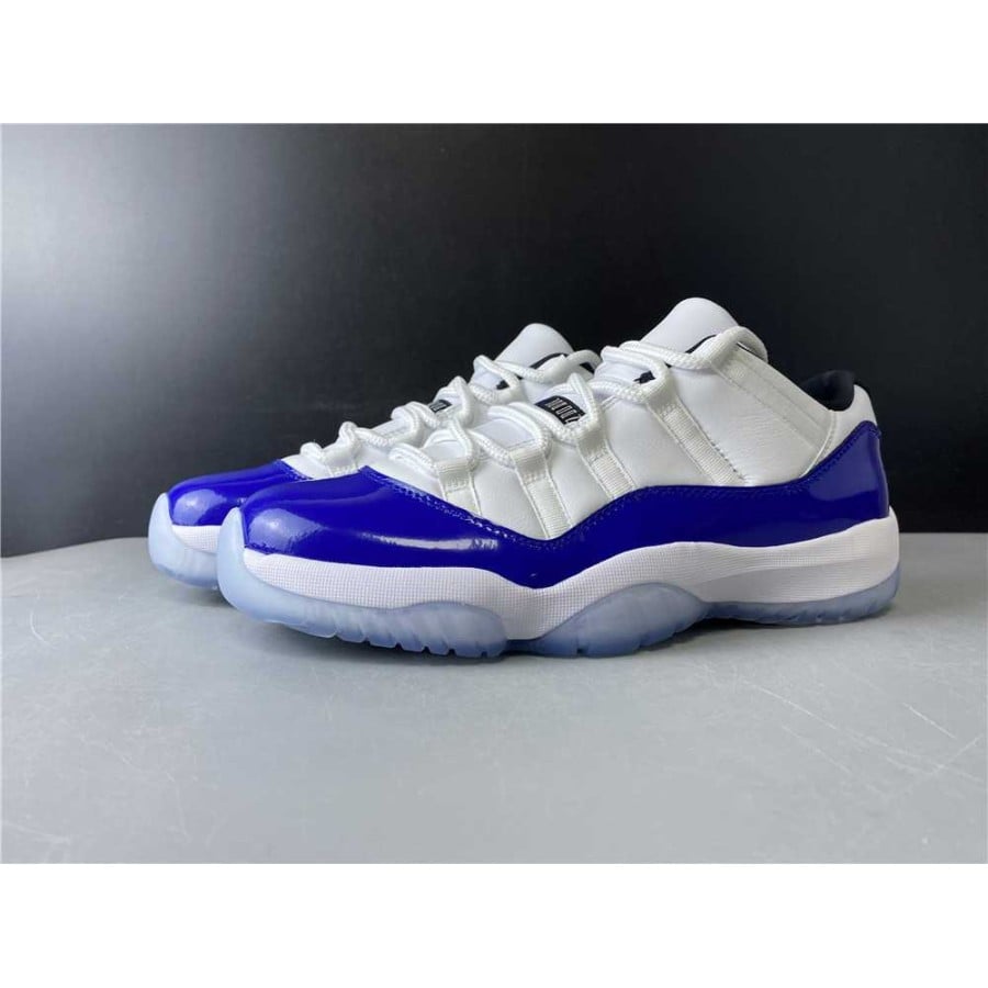Wmns Air Jordan 11 Retro Low 
