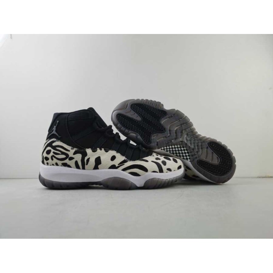 Wmns Air Jordan 11 Retro 