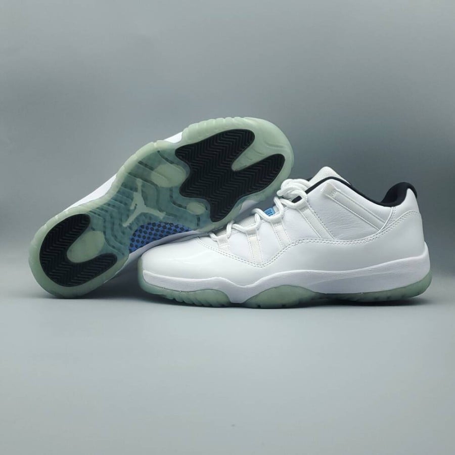 Air Jordan 11 Retro Low 