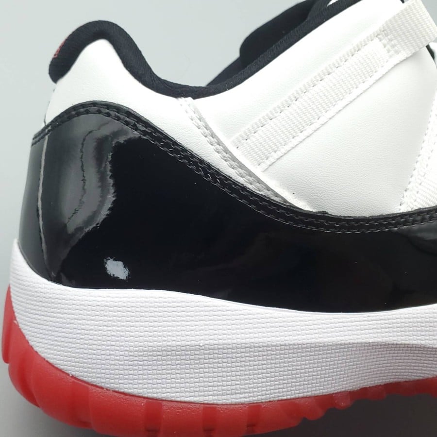 Air Jordan 11 Retro Low 