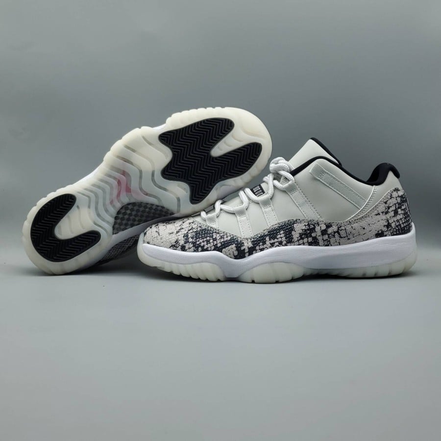Air Jordan 11 Retro Low 