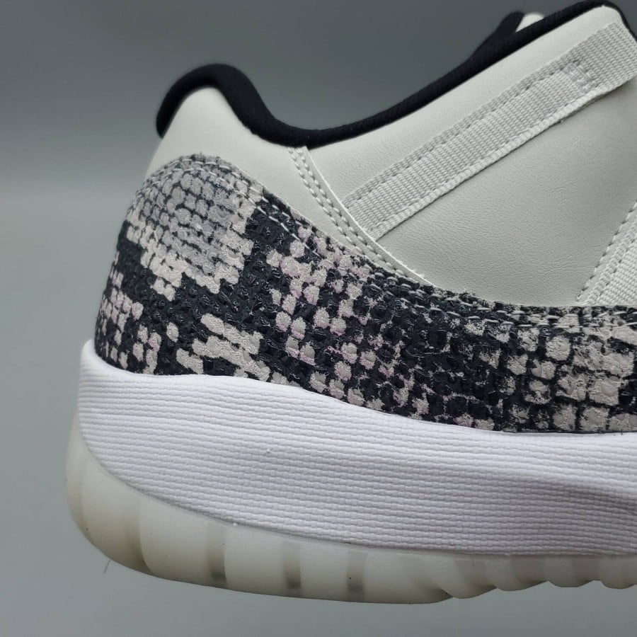 Air Jordan 11 Retro Low 