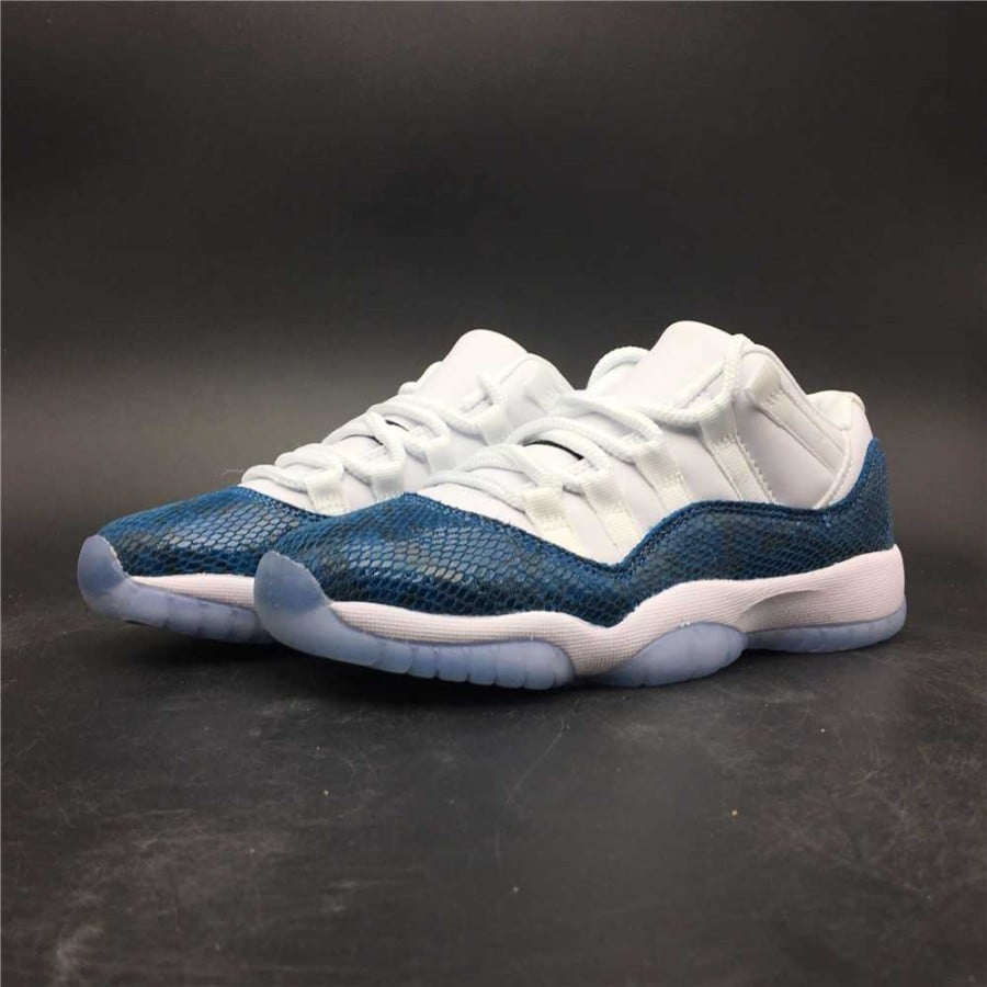 Air Jordan 11 Retro Low 