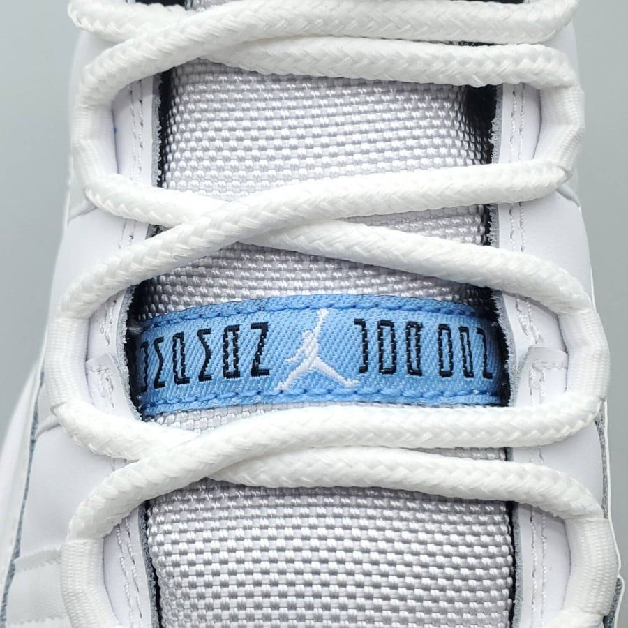 Air Jordan 11 Retro 
