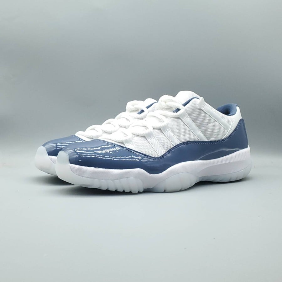 Air Jordan 11 Retro Low 