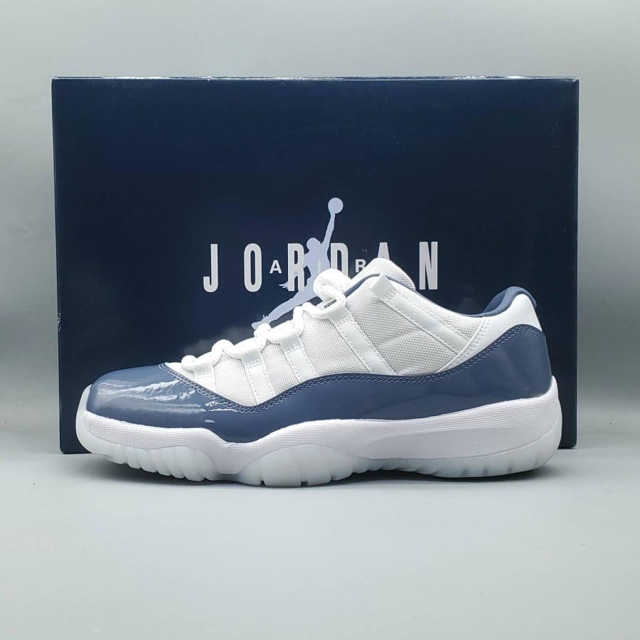 Air Jordan 11 Retro Low 