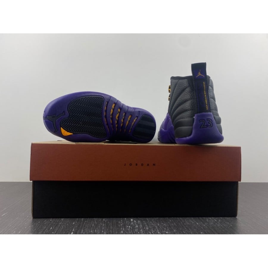 Air Jordan 12 Retro 