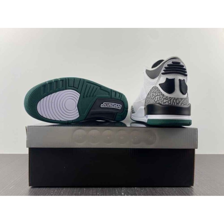 Air Jordan 3 Retro 