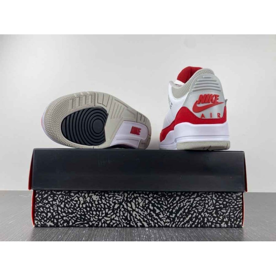 Air Jordan 3 Retro Tinker