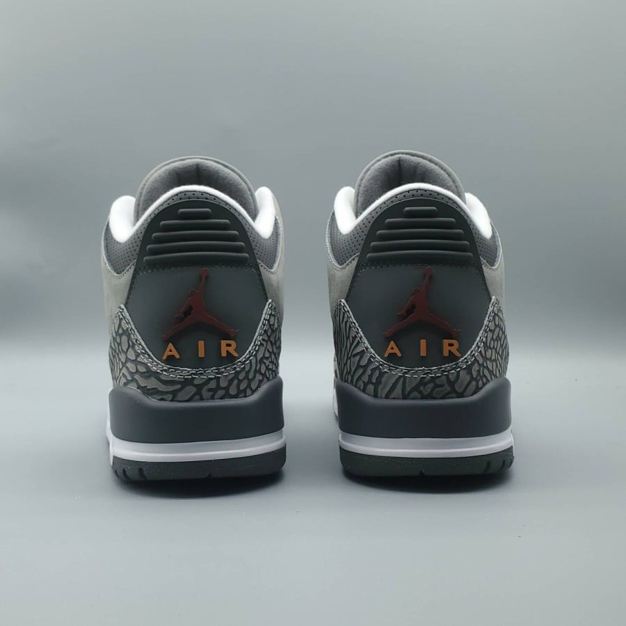 Air Jordan 3 Retro 