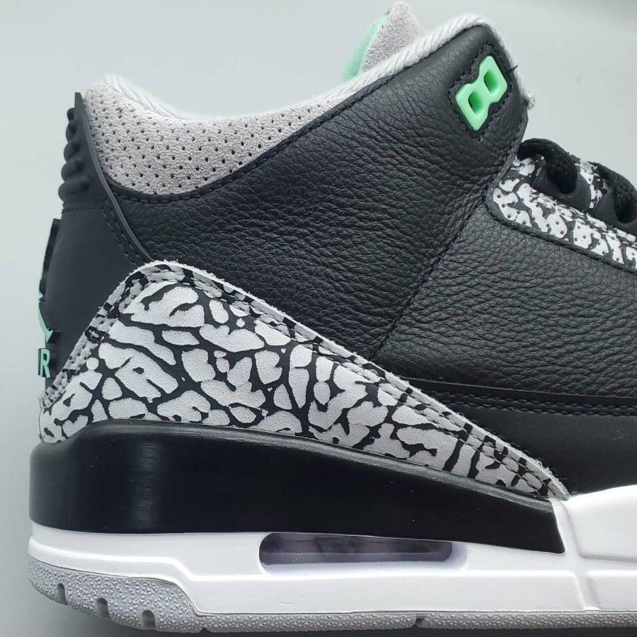 Air Jordan 3 Retro 