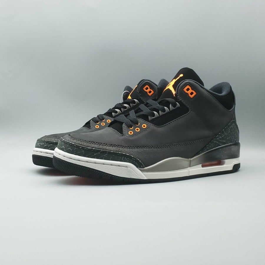 Air Jordan 3 Retro