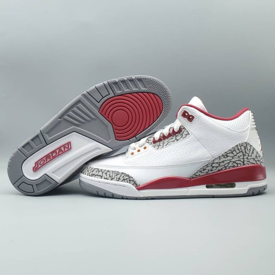 Air Jordan 3 Retro
