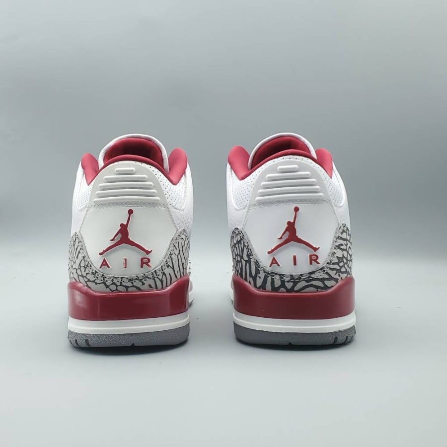 Air Jordan 3 Retro