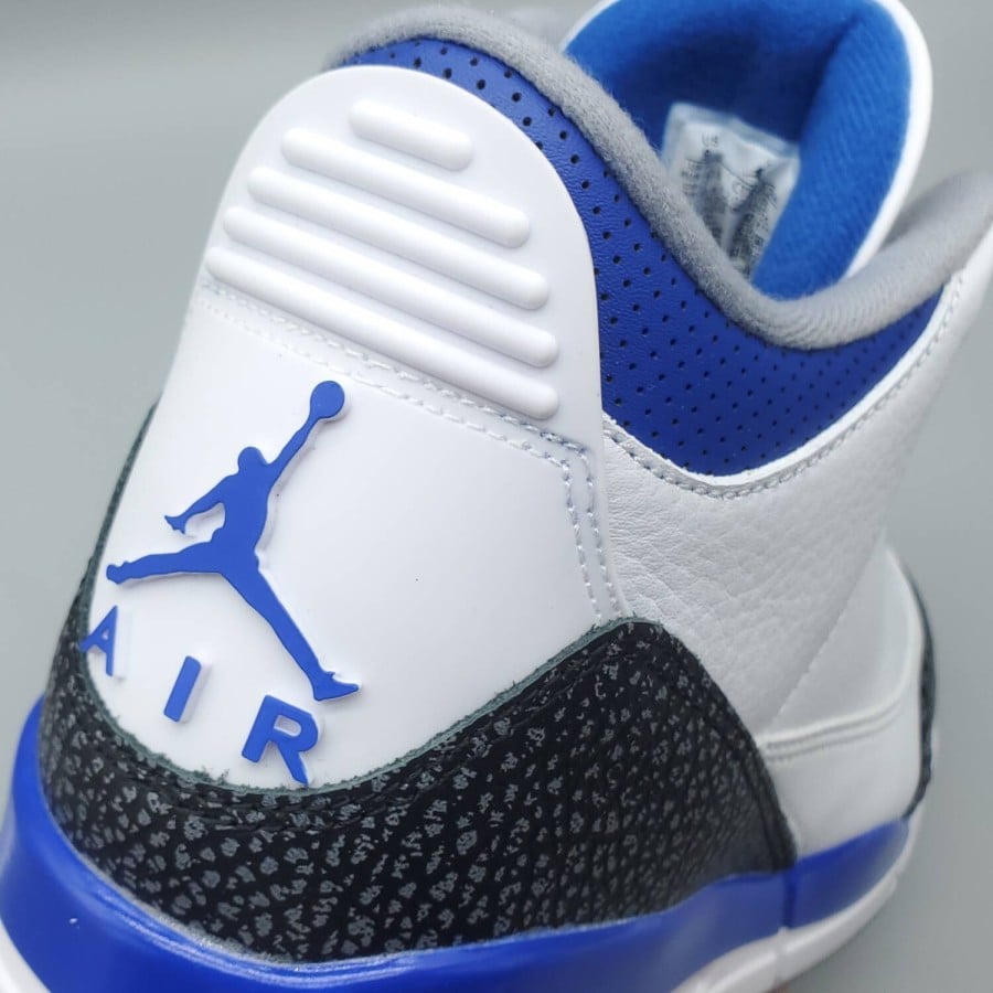 Air Jordan 3 Retro 