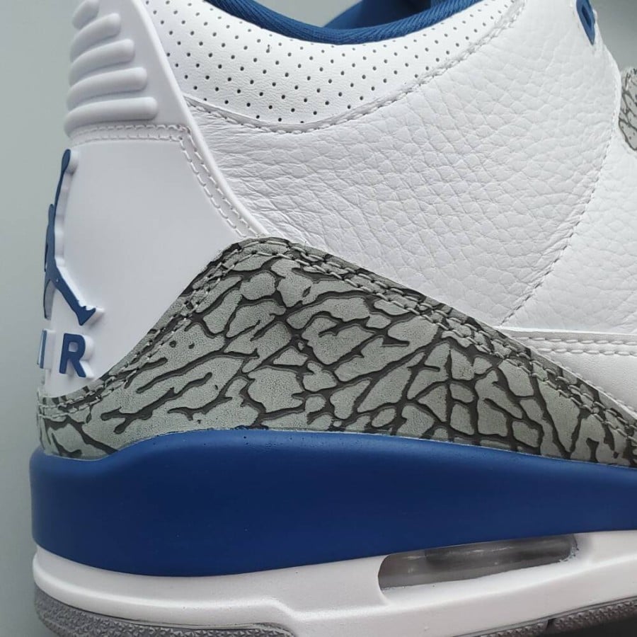 Air Jordan 3 Retro