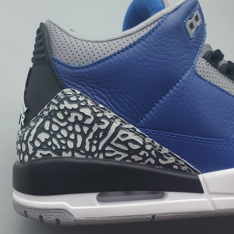 Air Jordan 3 Retro 