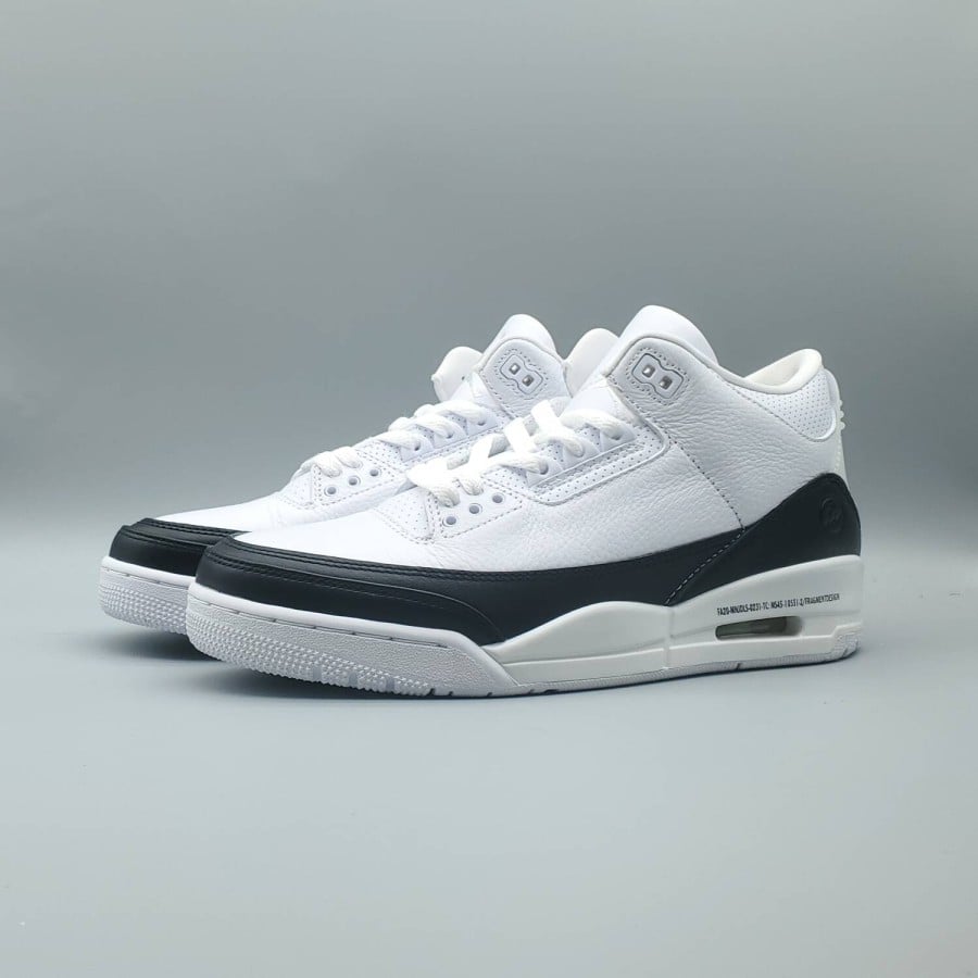 Fragment Design x Air Jordan 3 Retro SP 