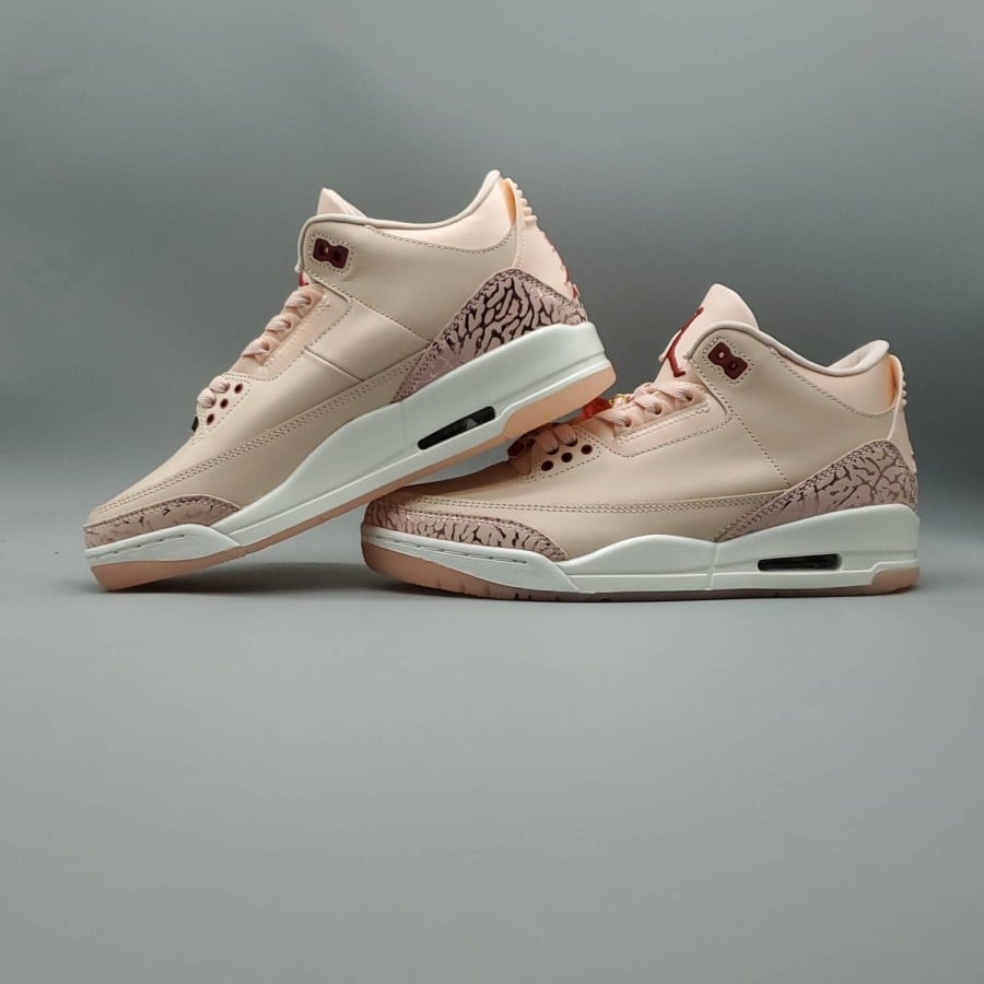 Wmns Air Jordan 3 Retro 