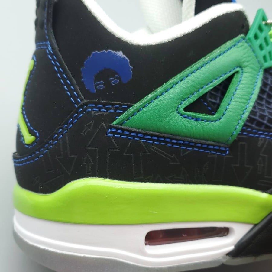 Air Jordan 4 Retro 