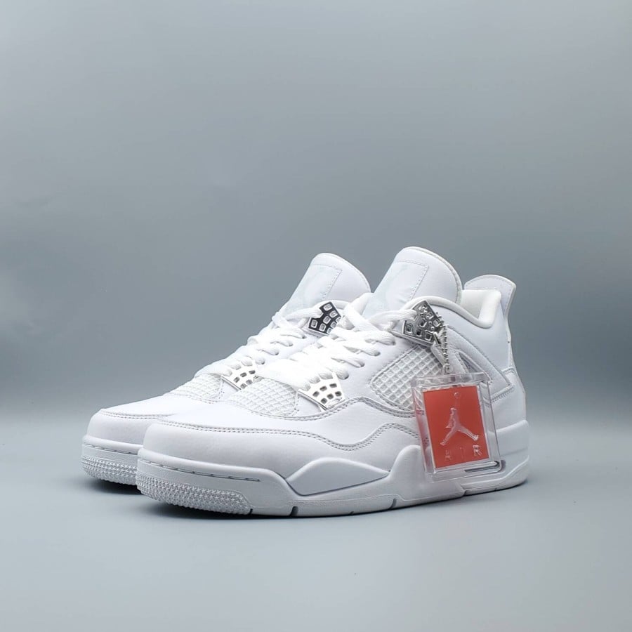 Air Jordan 4 Retro 
