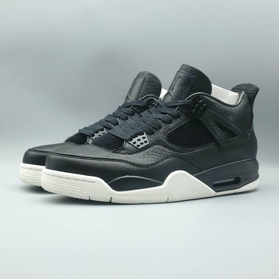 Air Jordan 4 Retro PRM 