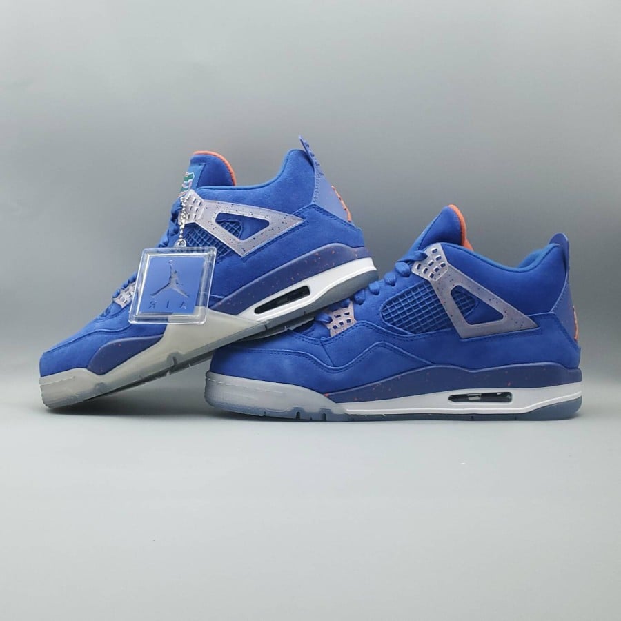Air Jordan 4 Retro 