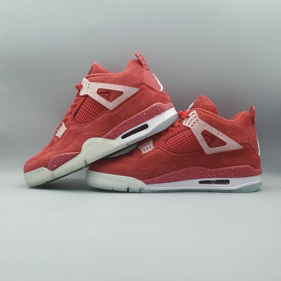 Air Jordan 4 Retro 