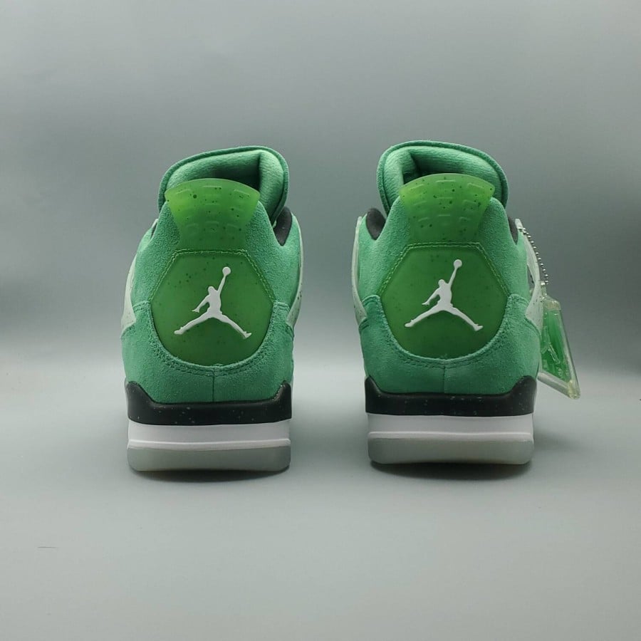 Mark Wahlburg x Air Jordan 4 Retro 