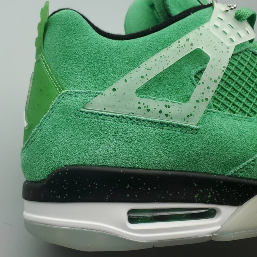 Mark Wahlburg x Air Jordan 4 Retro 
