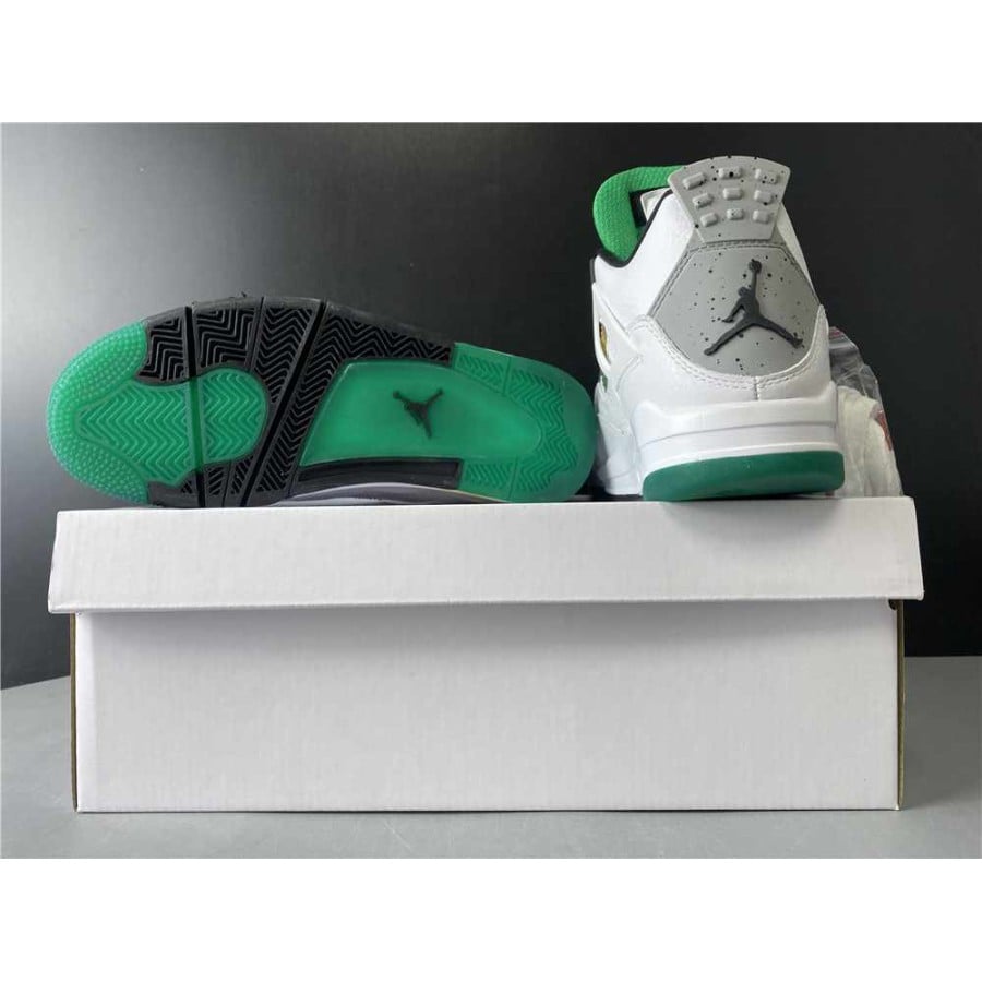 Wmns Air Jordan 4 Retro 