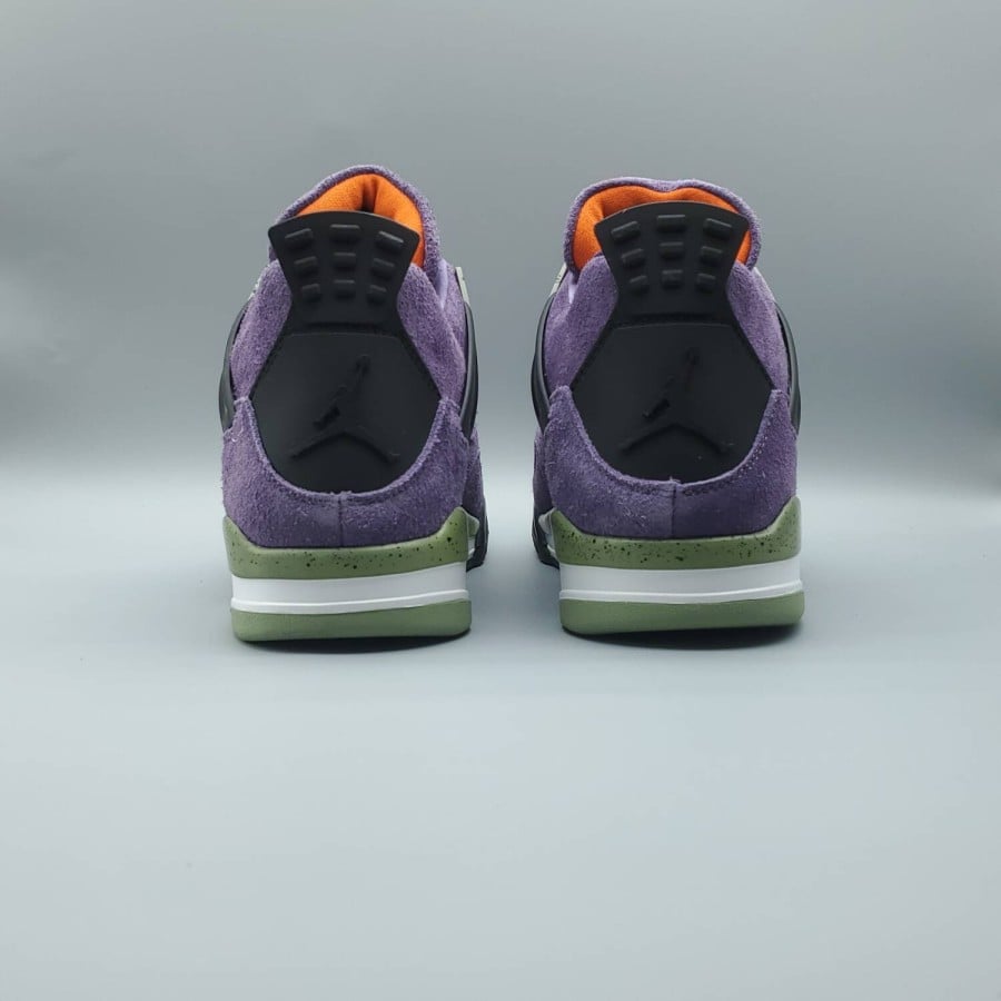 Wmns Air Jordan 4 Retro 