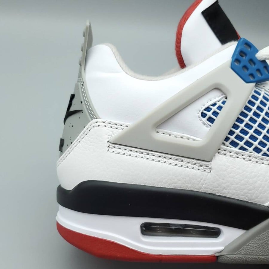 Air Jordan 4 Retro SE