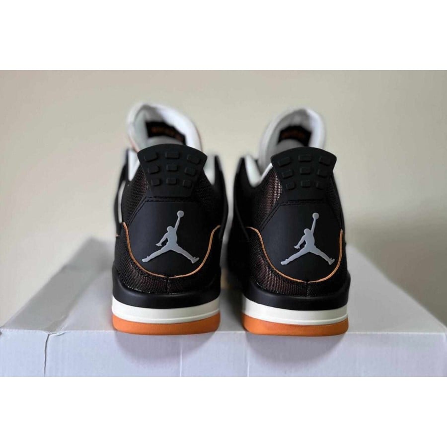Wmns Air Jordan 4 Retro 