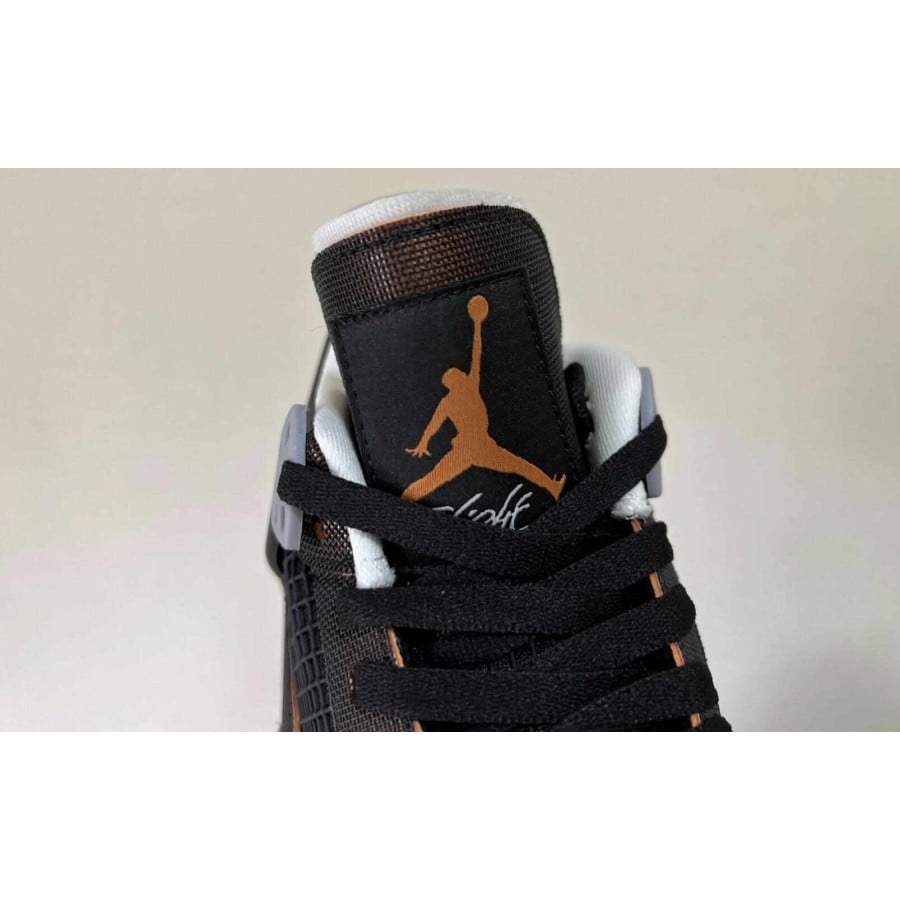 Wmns Air Jordan 4 Retro 