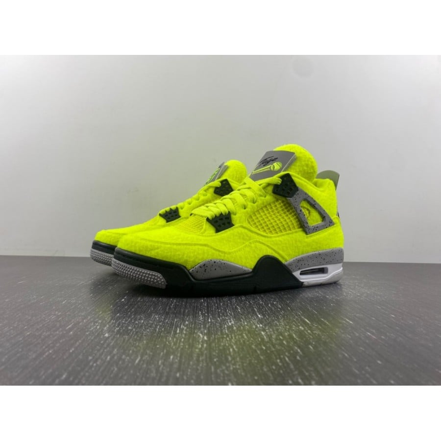 Tagz x Air jordan 4 
