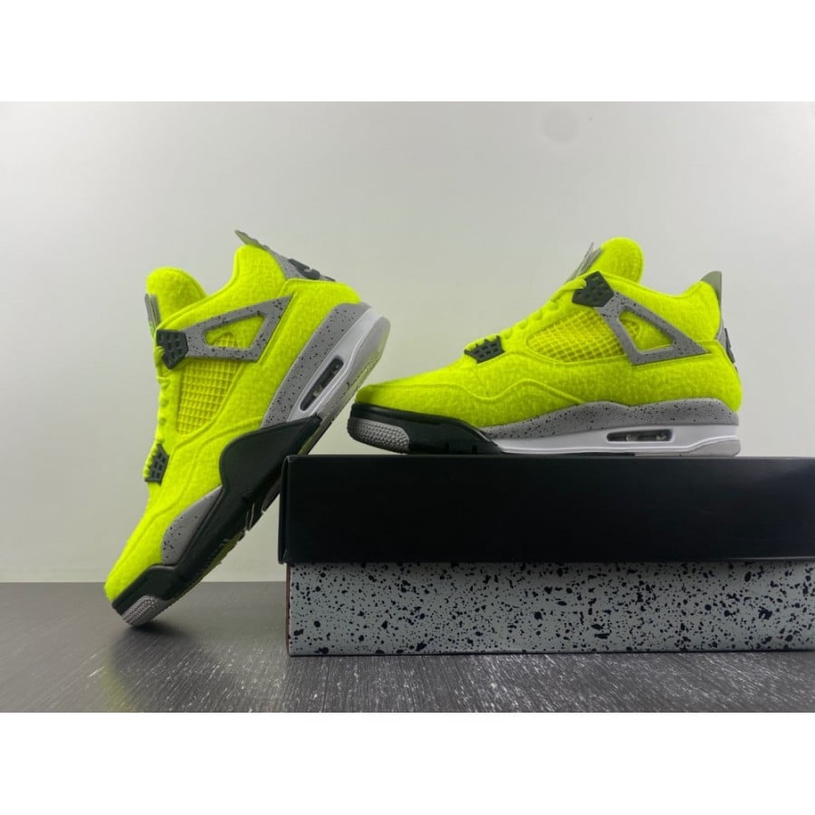 Tagz x Air jordan 4 