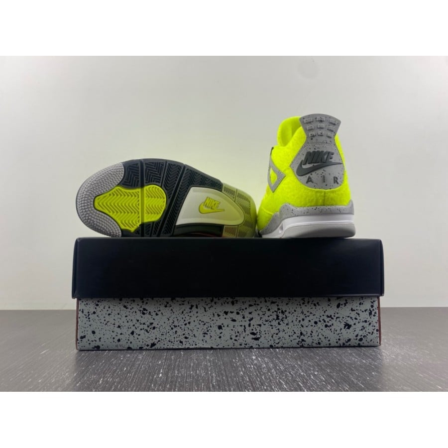 Tagz x Air jordan 4 