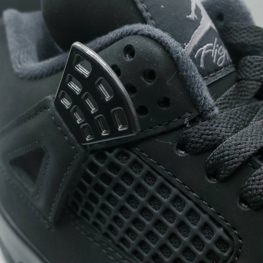 Air Jordan 4 Retro 