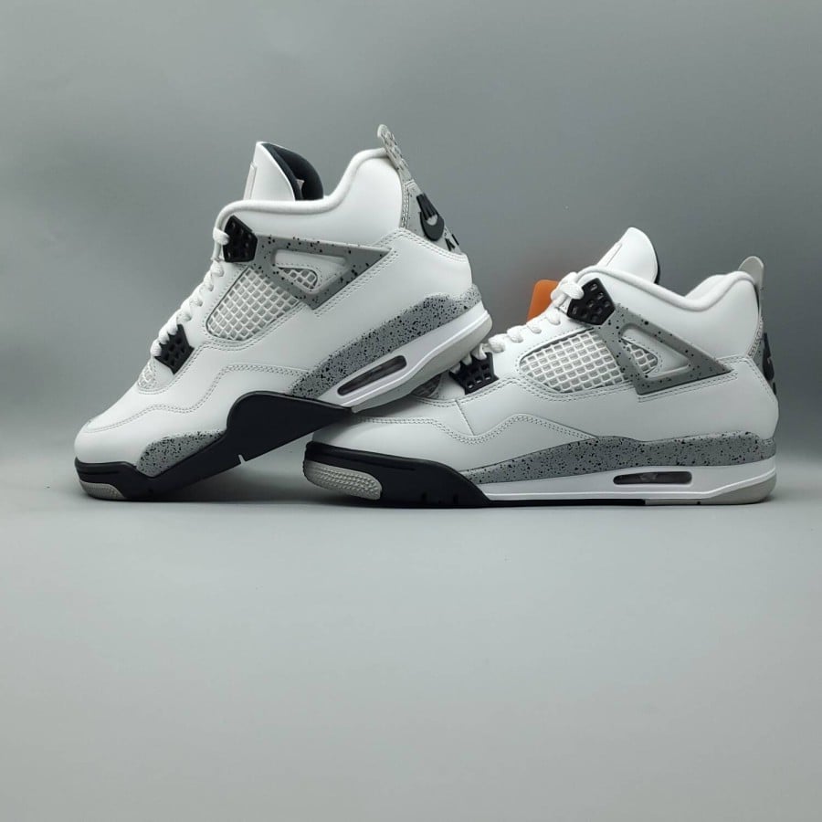 Air Jordan 4 Retro OG 