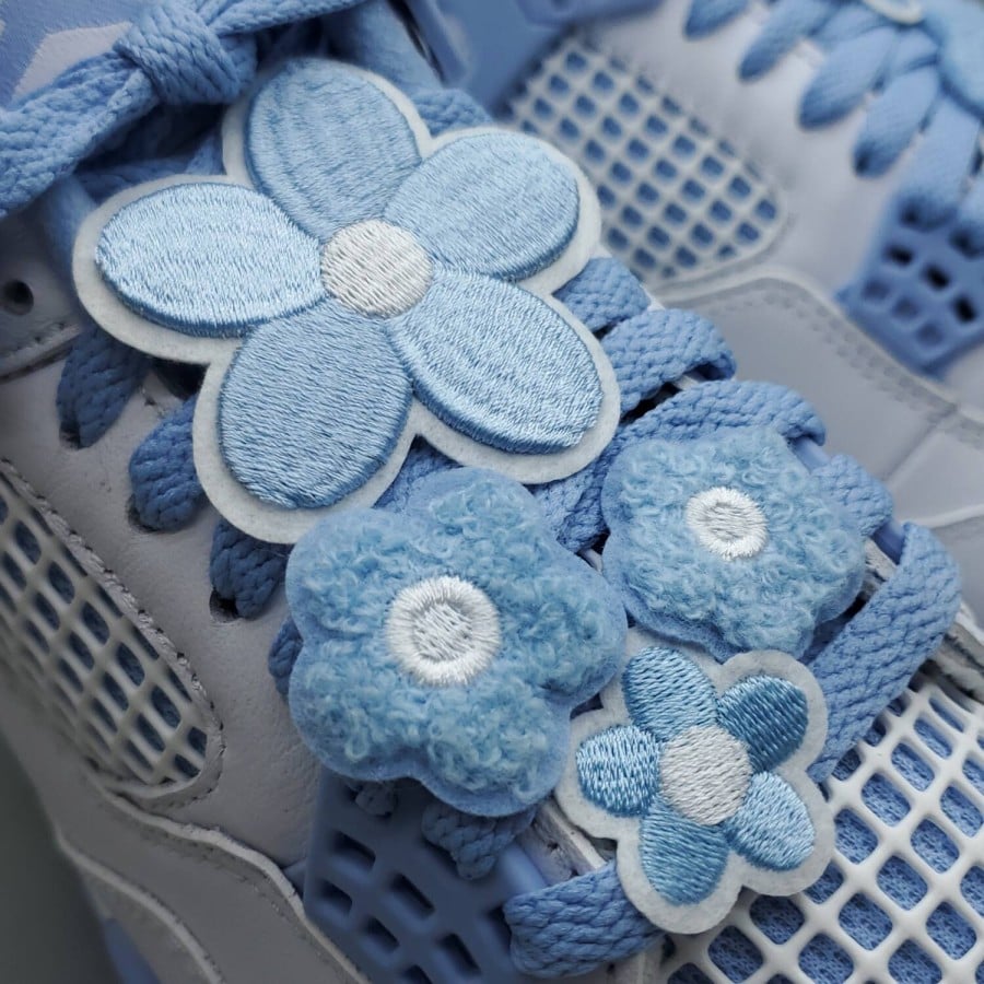Wmns Air Jordan 4 Retro 
