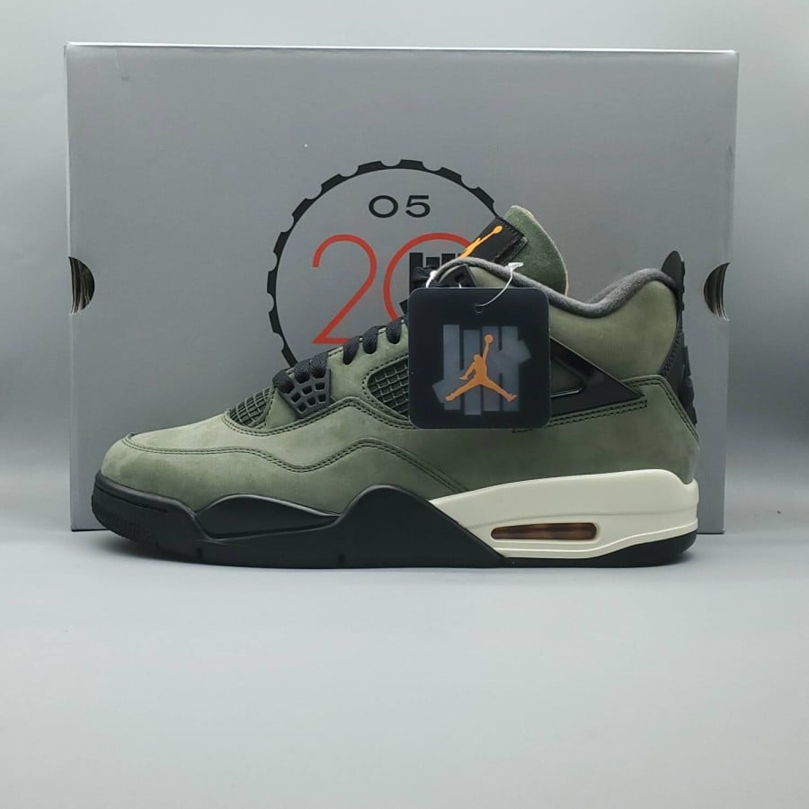 Undefeated x Air Jordan 4 Retro 2025