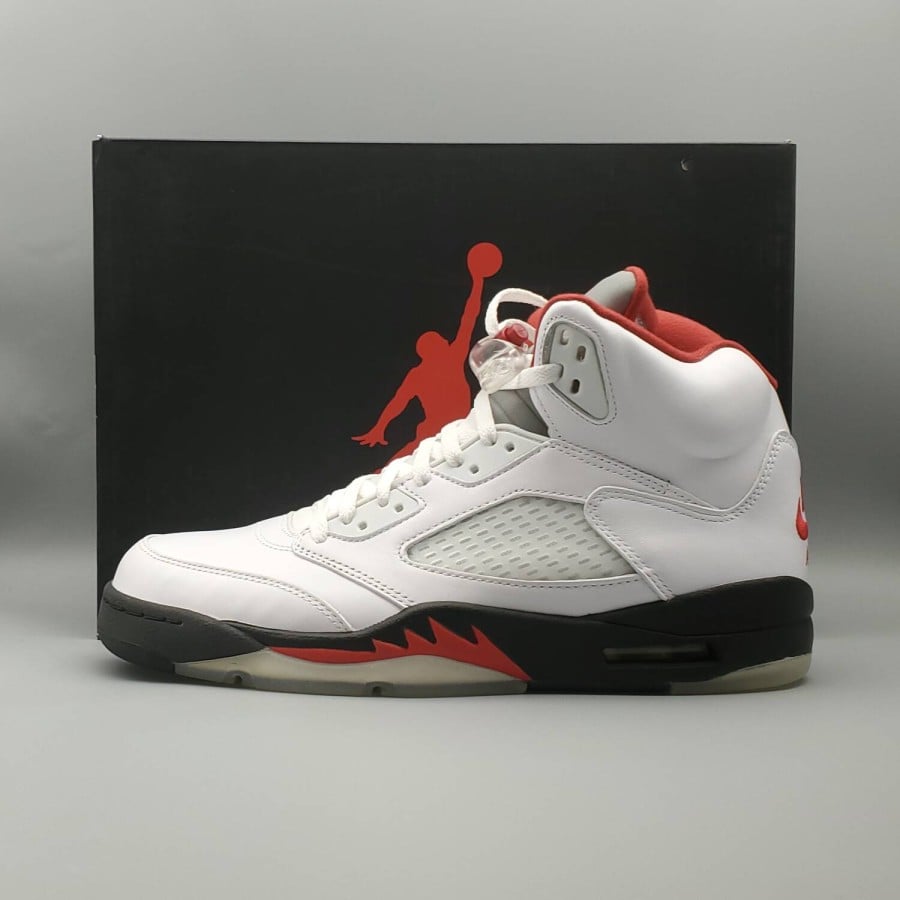 Air Jordan 5 Retro 