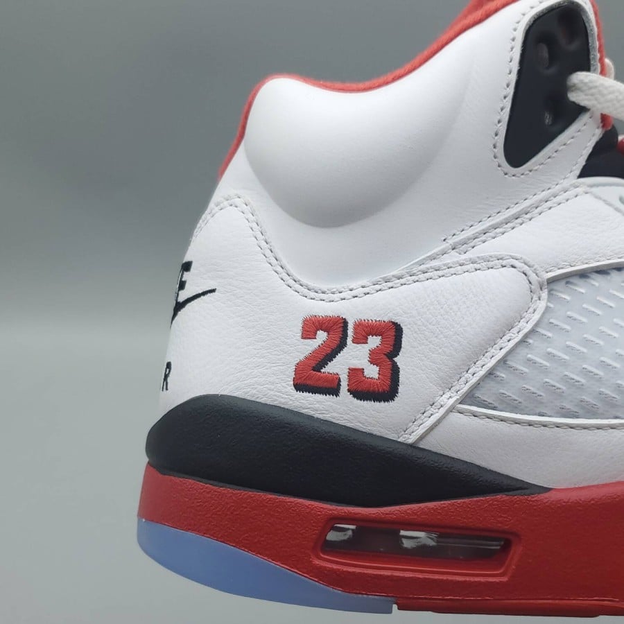 Air Jordan 5 Retro 