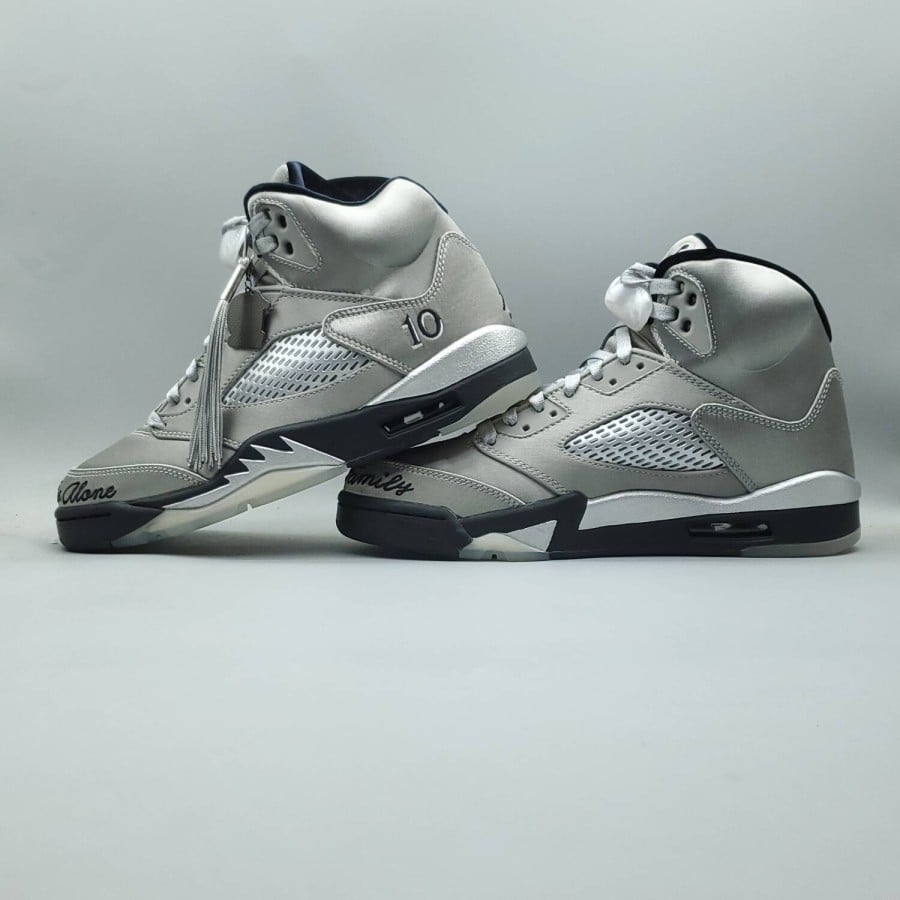 Wmns Air Jordan 5 Retro 