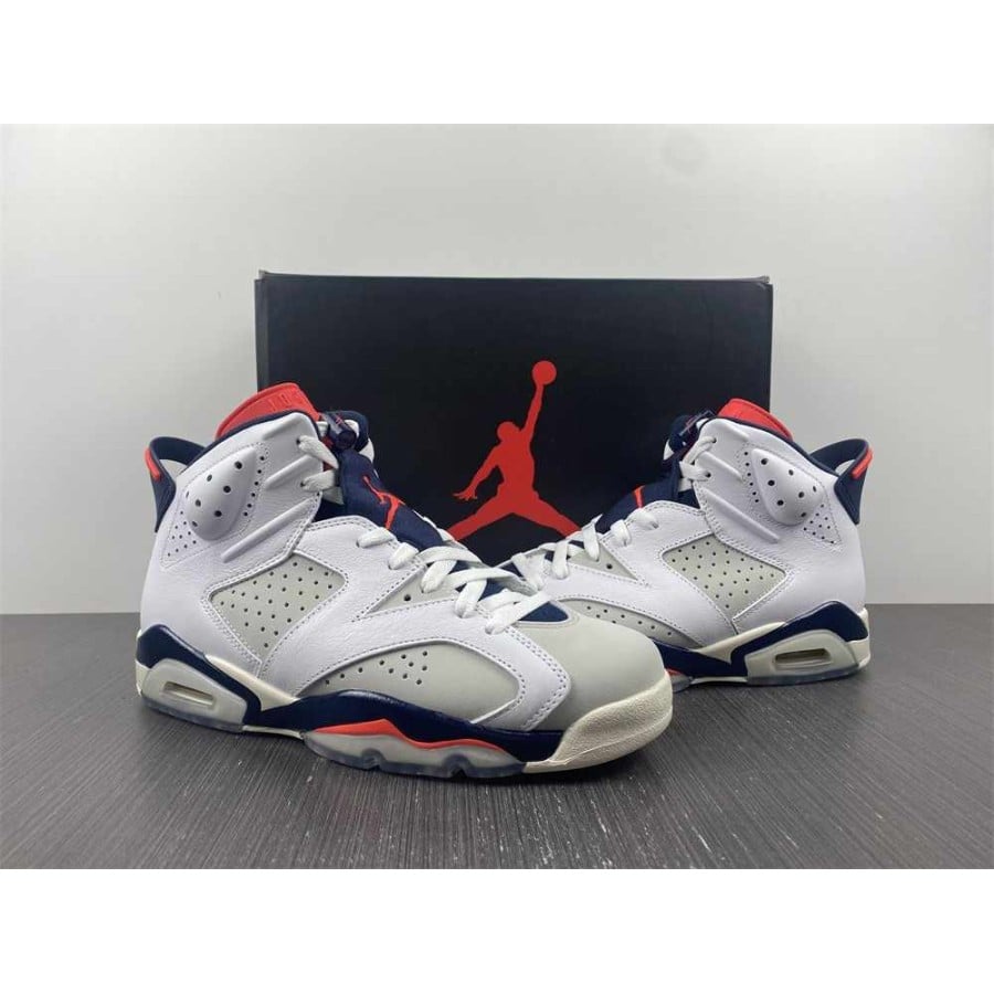 Air Jordan 6 Retro