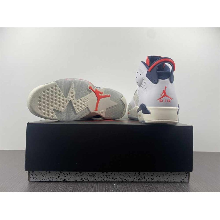 Air Jordan 6 Retro