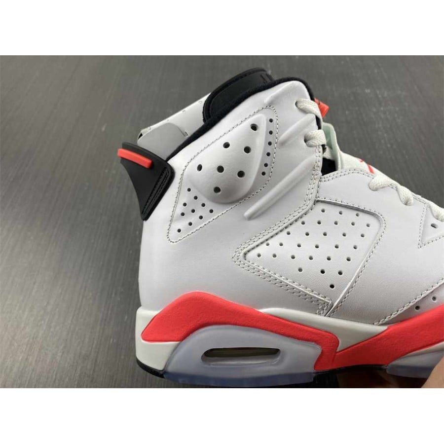 Air Jordan 6 Retro 