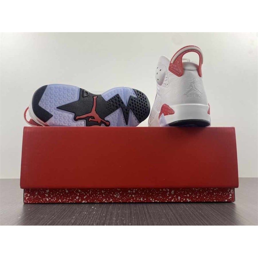 Air Jordan 6 Retro 