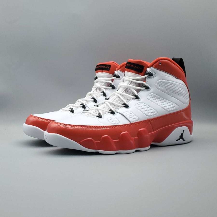 Air Jordan 9 Retro 